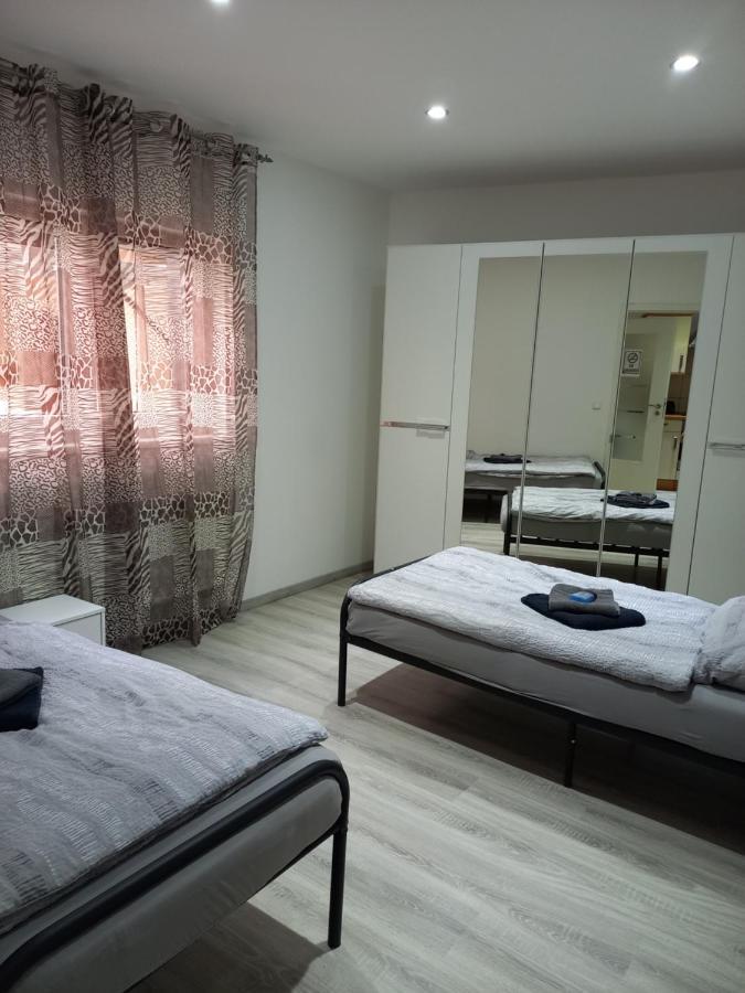 Monteurwohnung Loiching Buitenkant foto